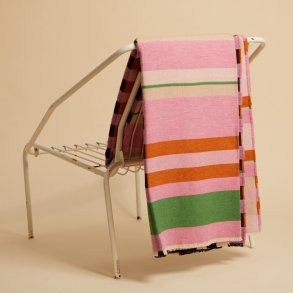 Wallace#Sewell Plaid 142x162 cm - Bauhaus Stolz- Nougat