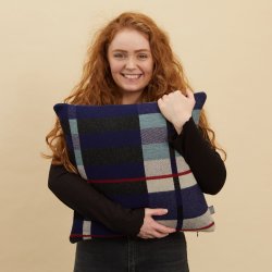 Wallace#Sewell pude - Bauhaus Stlzl - Indigo - 45x45 - Lambswool