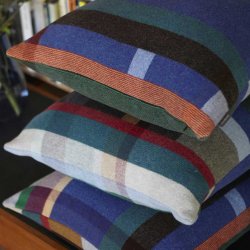 Wallace#Sewell pude - Block Antoni - 53x53 - Lambswool